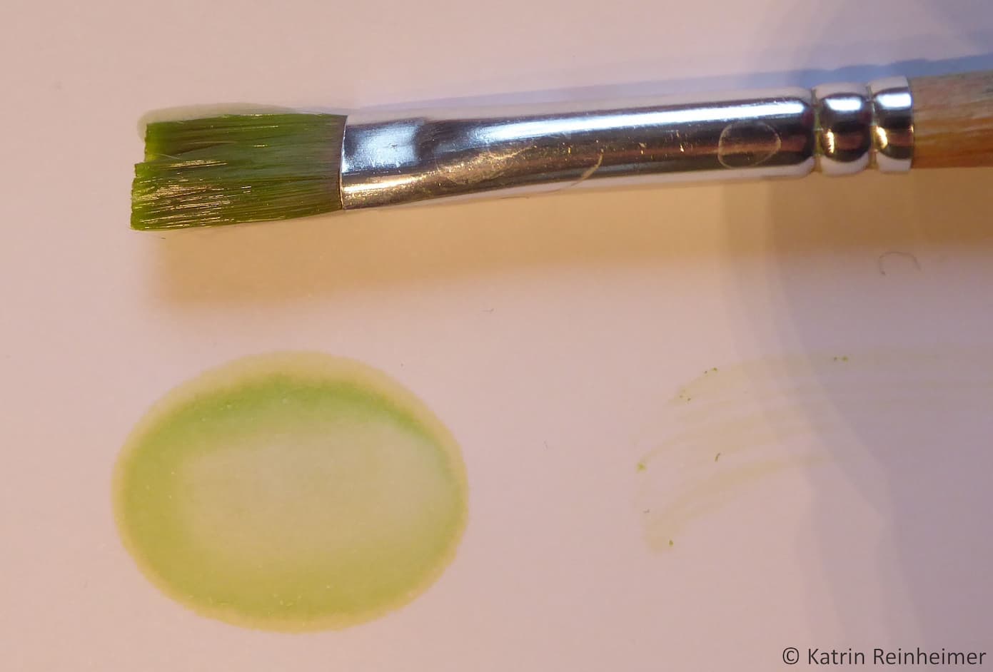 Malen mit Blattfarben Mit den Blattfarben kannst du ein Bild malen.